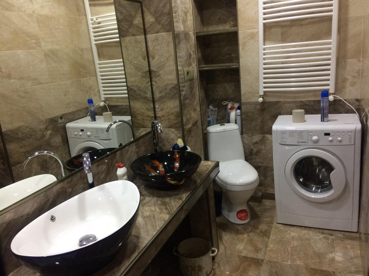 Vip Apartment At Gamrekeli Str 1 Tbilisi Ngoại thất bức ảnh